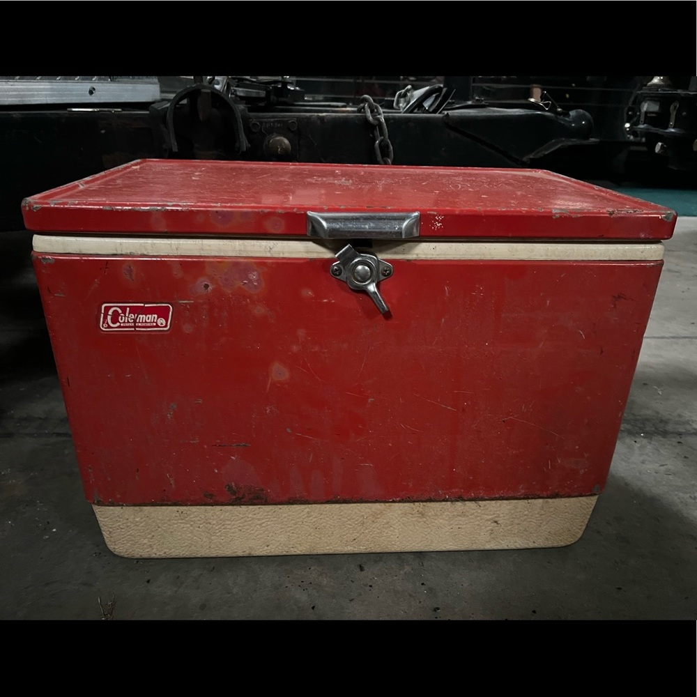Great retro Coleman cooler